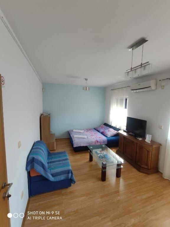 Apartments Antonija - Fitness Vinišće Exterior foto